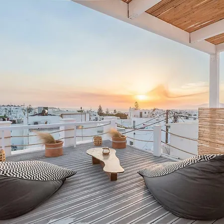 Апартаменты Cosmo Luxe