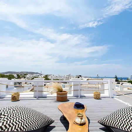 Cosmo Luxe * Mykonos Town